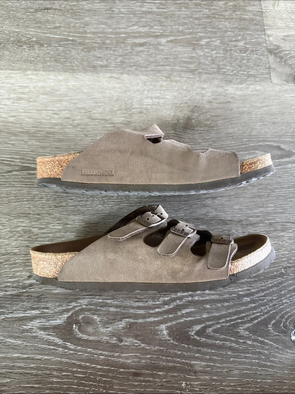 Birkenstock florida leather 3 strap sandals kids, size 33